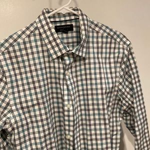Banana Republic slim fit shirt. Size M.